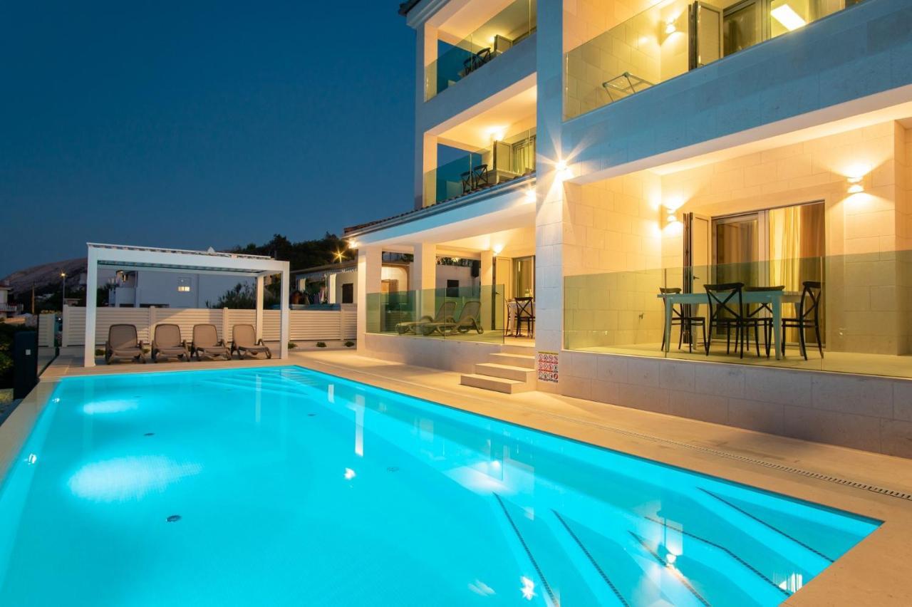 Apartvilla Pag Pag Town Buitenkant foto