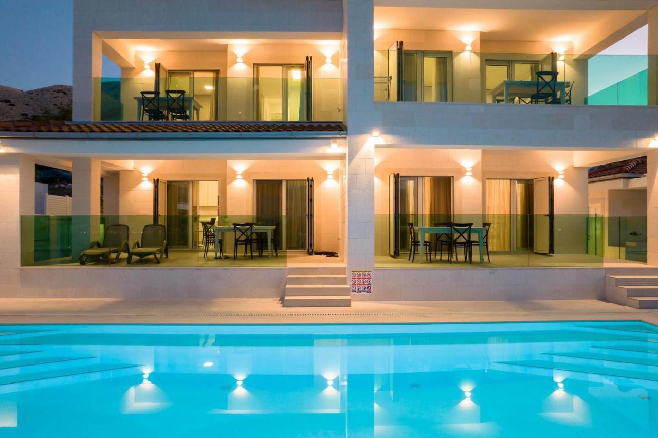 Apartvilla Pag Pag Town Buitenkant foto