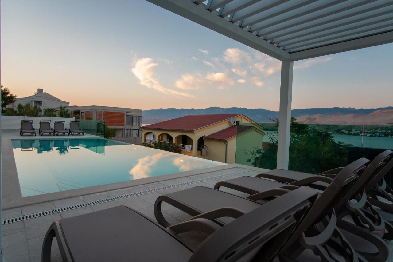 Apartvilla Pag Pag Town Buitenkant foto